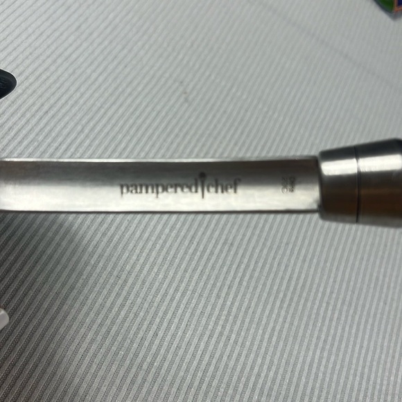 Pampered Chef XL Ladle - Picture 4 of 4